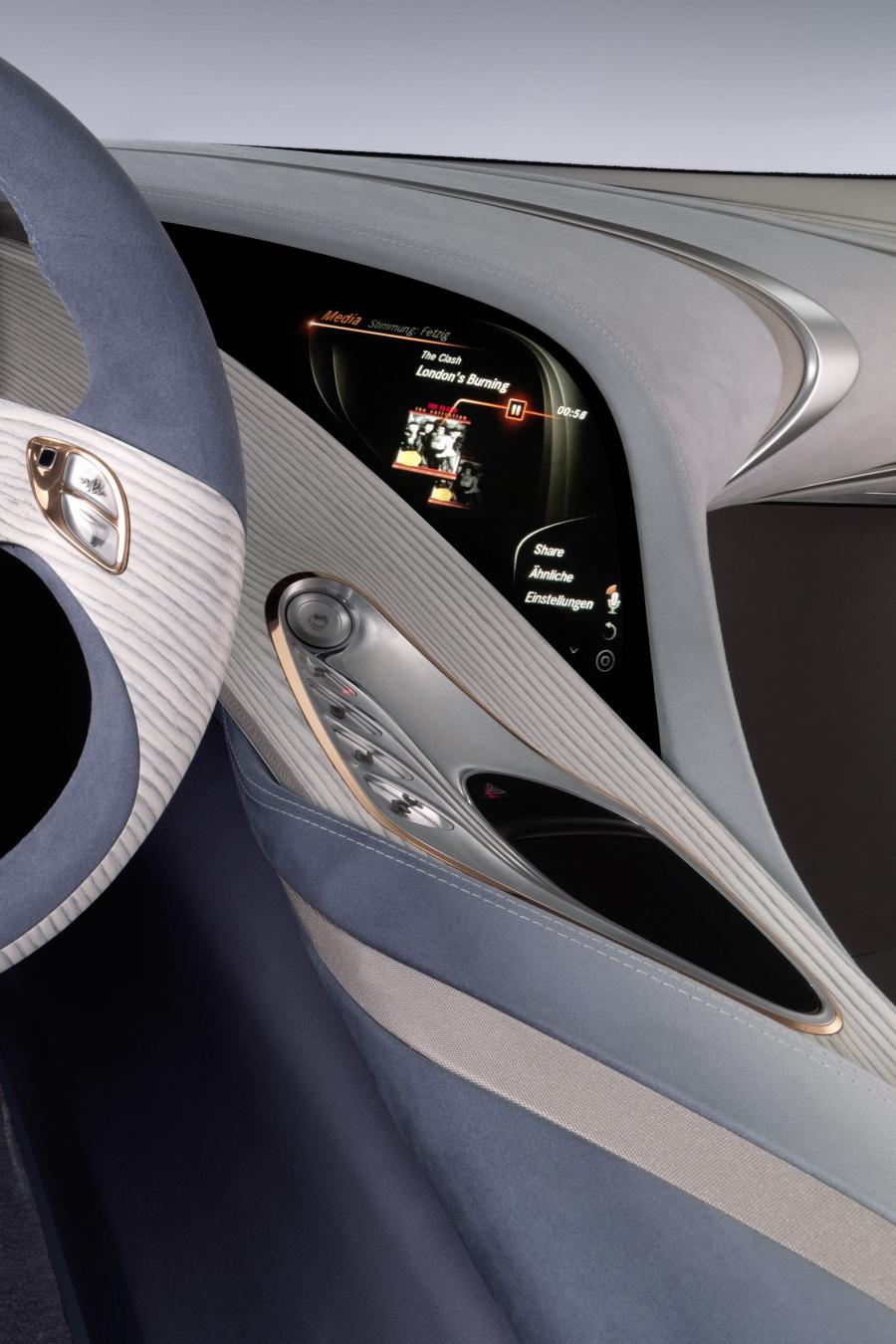  Mercedes-Benz F125 Concept 2011 года  (фото 37 из 109)